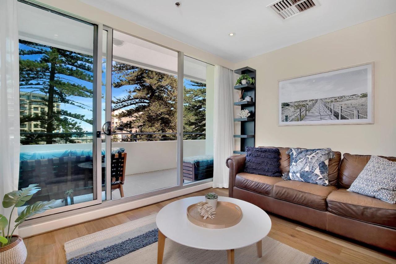 Sea And Park Deluxe Glenelg Apartment Bagian luar foto
