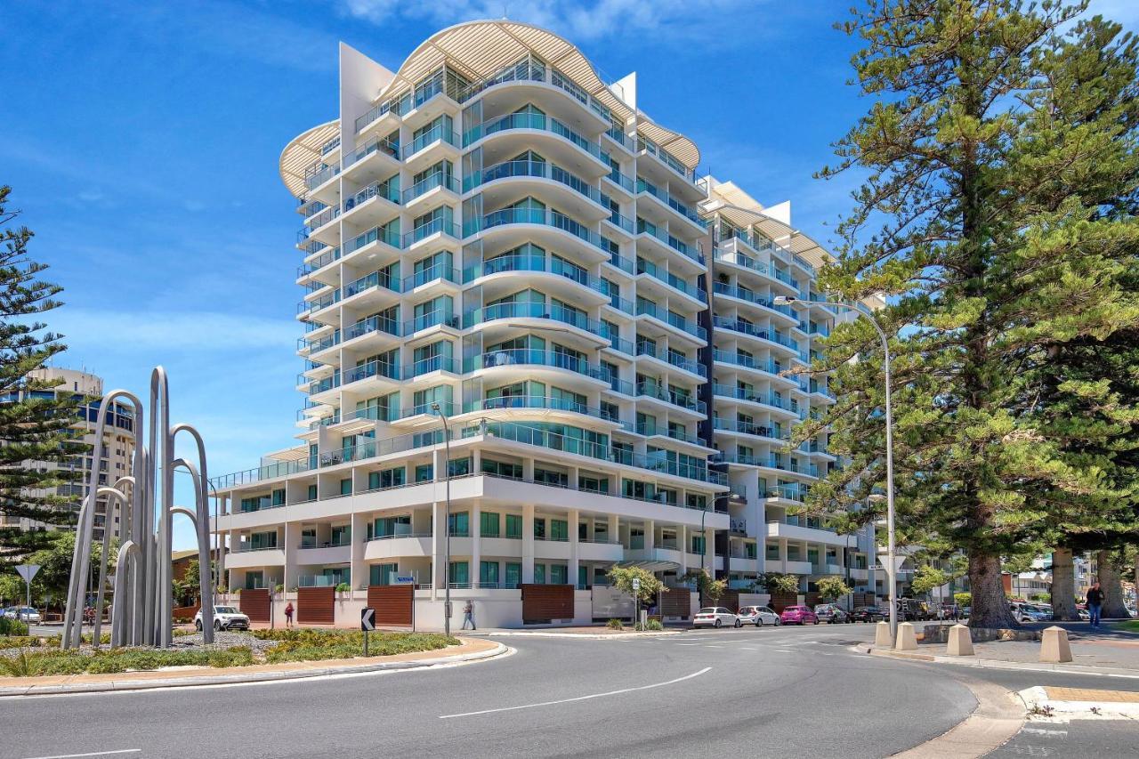 Sea And Park Deluxe Glenelg Apartment Bagian luar foto